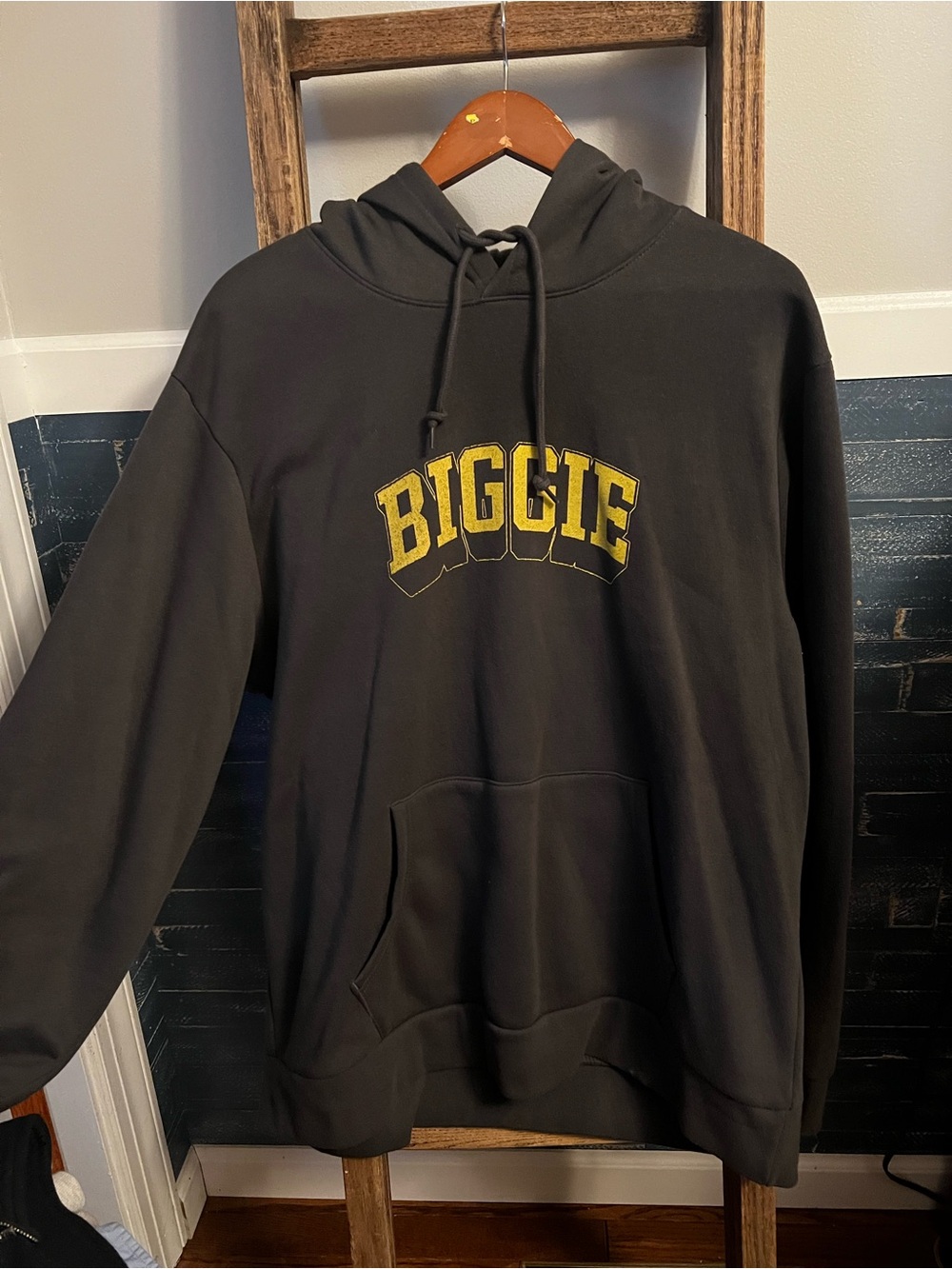 Old Navy Black Crewneck Hoodie with Yellow BIGGIE Men’s XXL